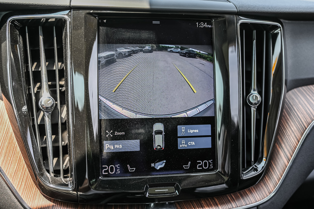 2022 Kia Sorento - Image 21