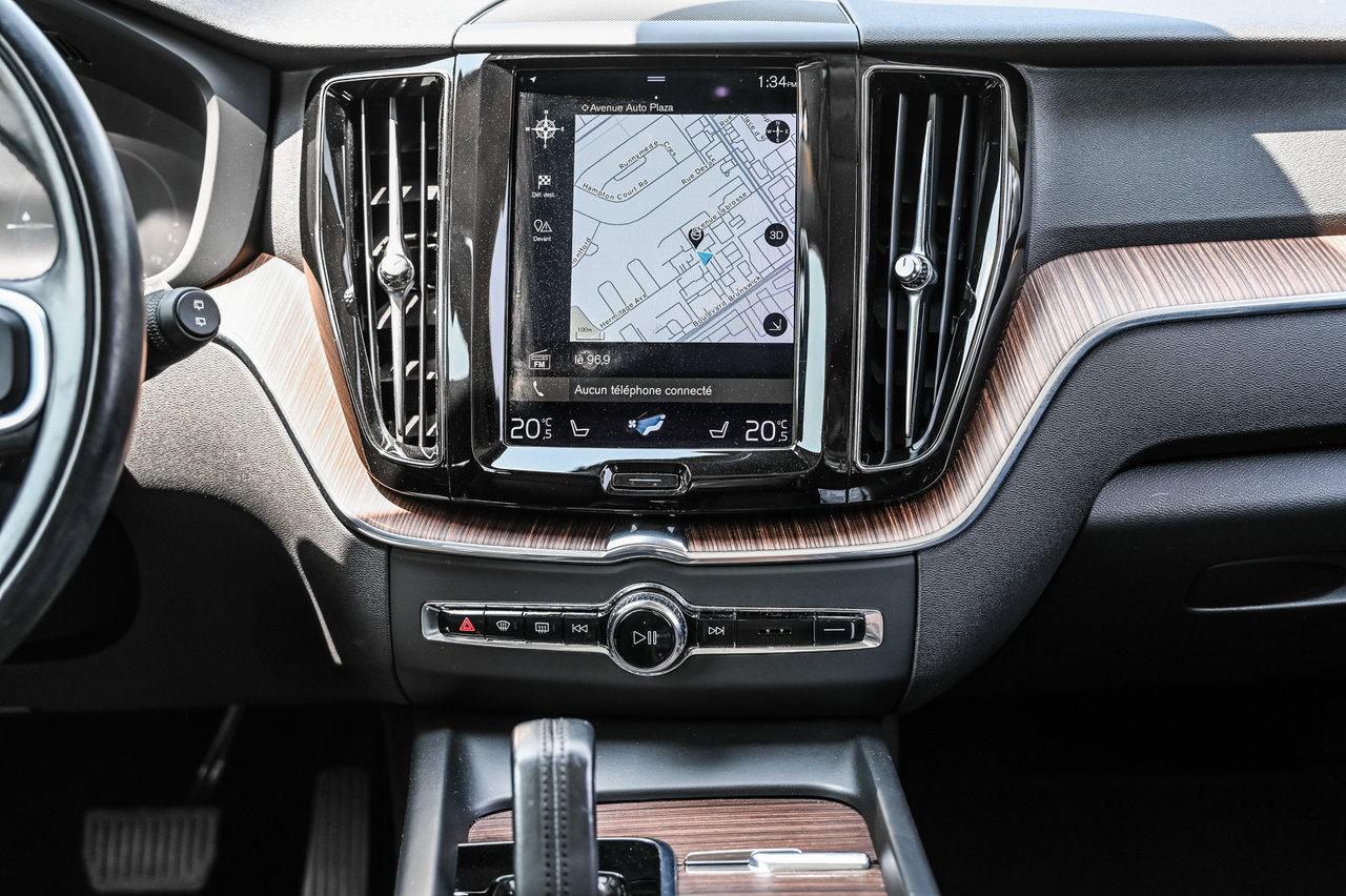 2022 Kia Sorento - Image 28