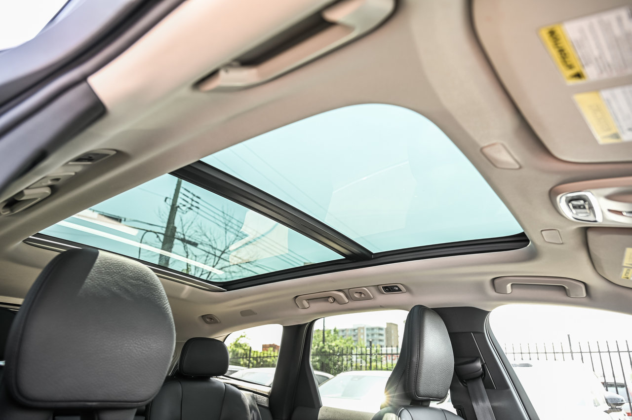 2022 Kia Sorento - Image 31