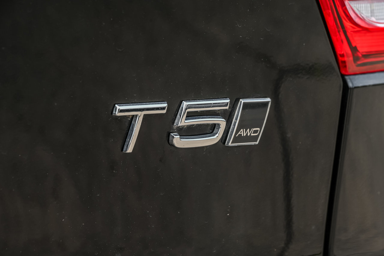 2024 Jeep Wrangler - Image 11