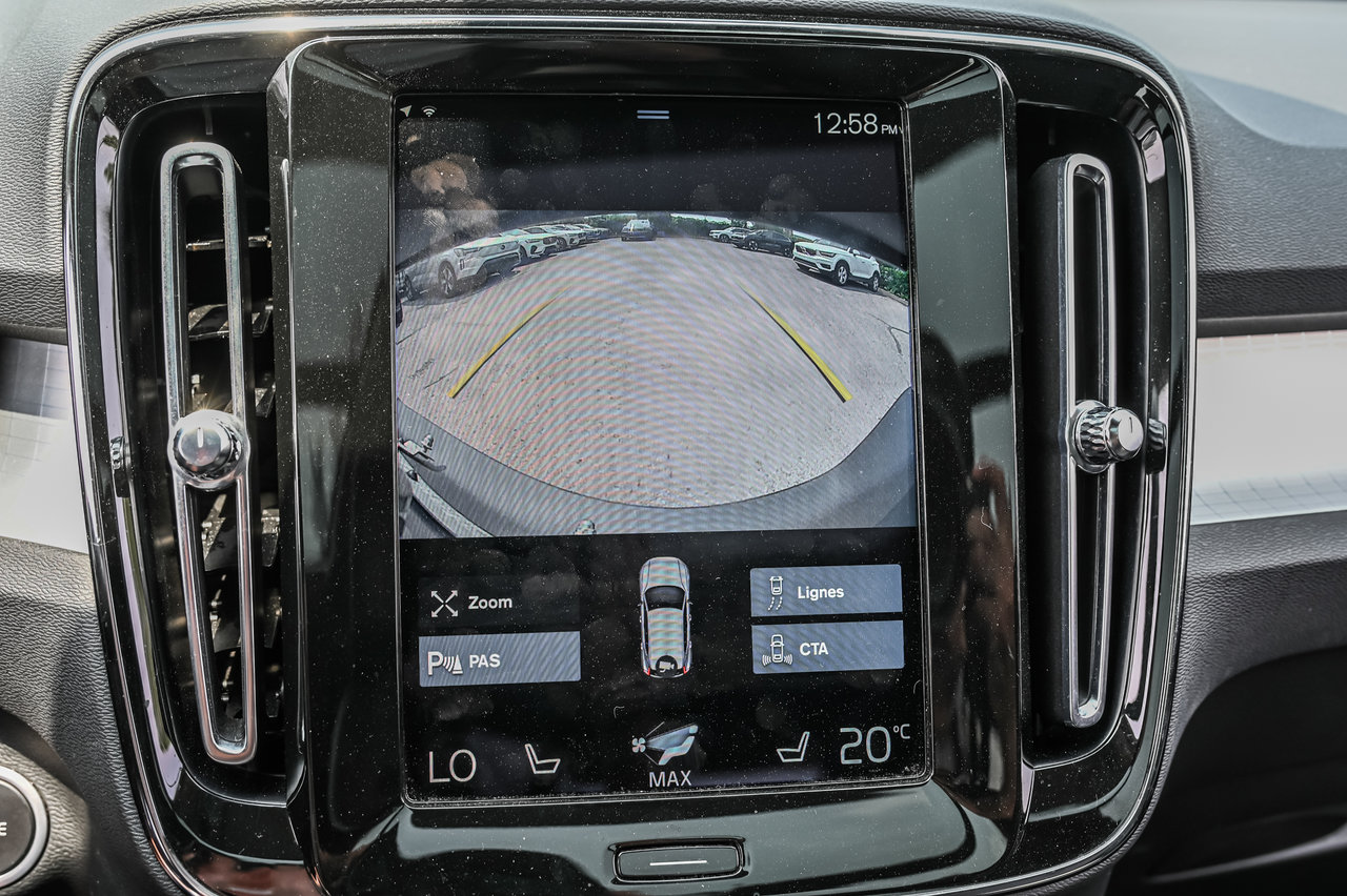 2024 Jeep Wrangler - Image 25