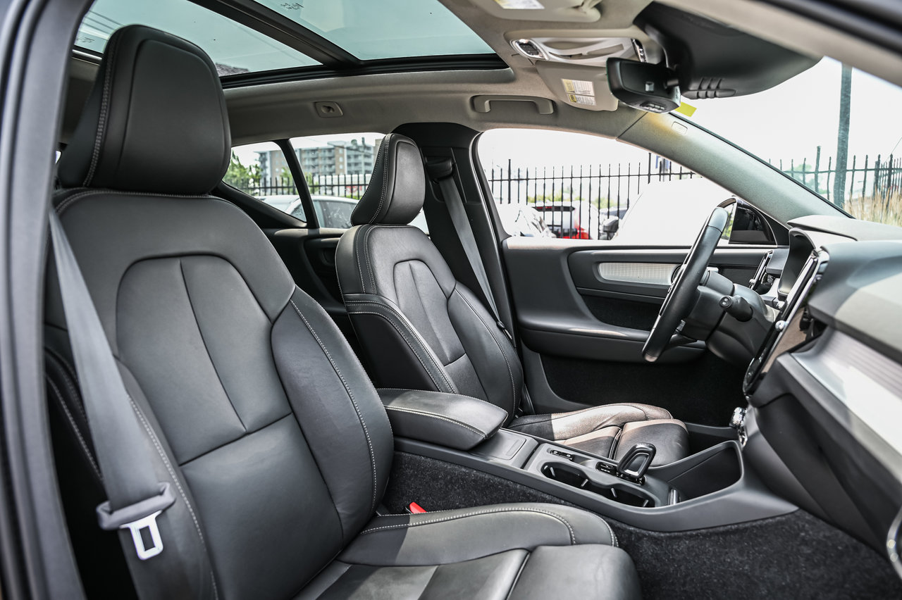 2024 Jeep Wrangler - Image 31