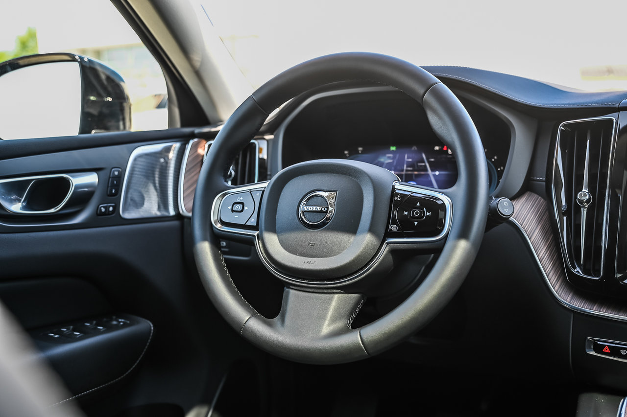2023 Toyota RAV4 Hybrid - Image 20