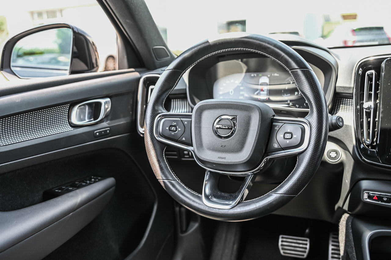 2022 Kia Forte - Image 28