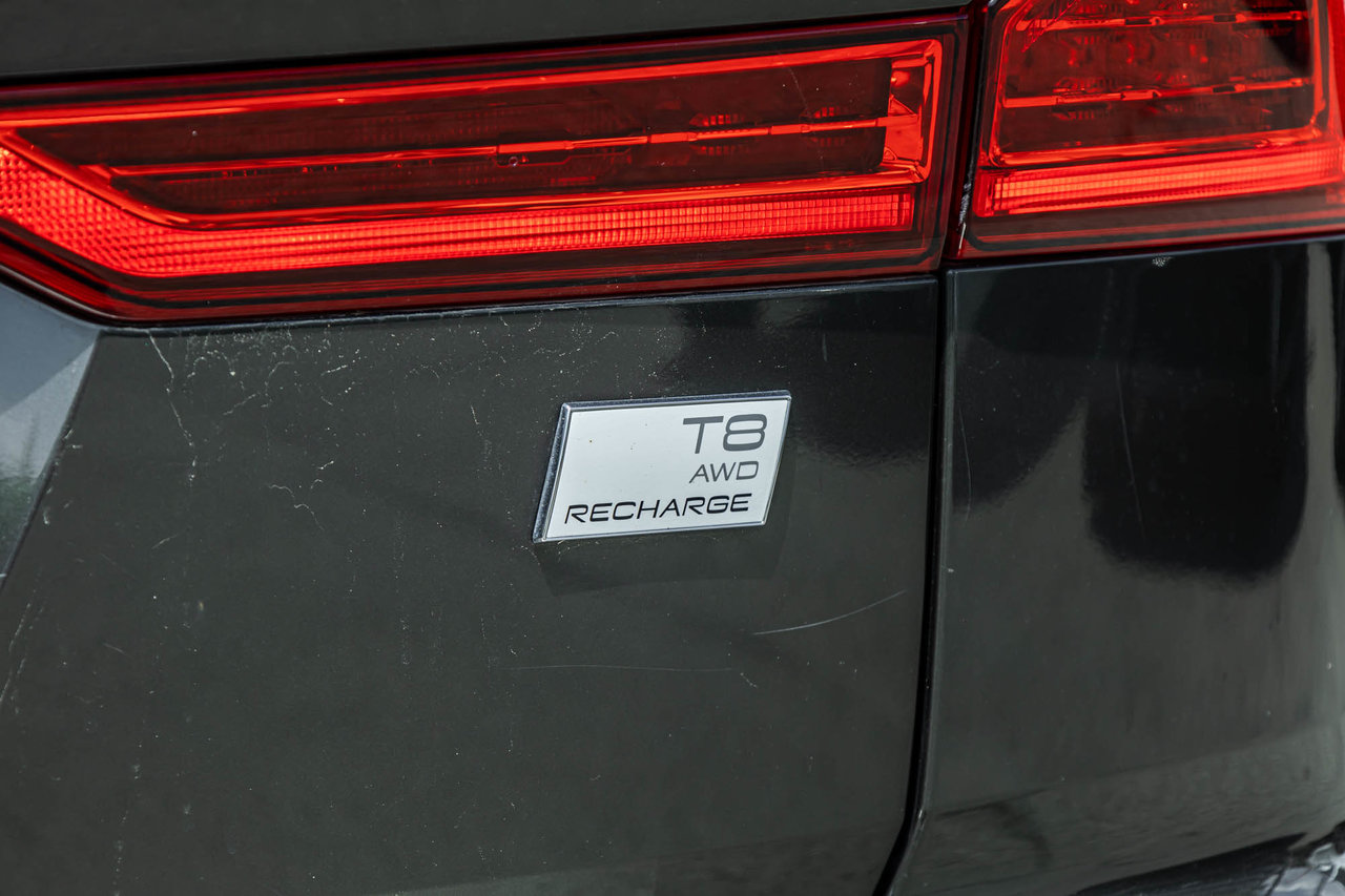 2020 Volkswagen Tiguan - Image 11