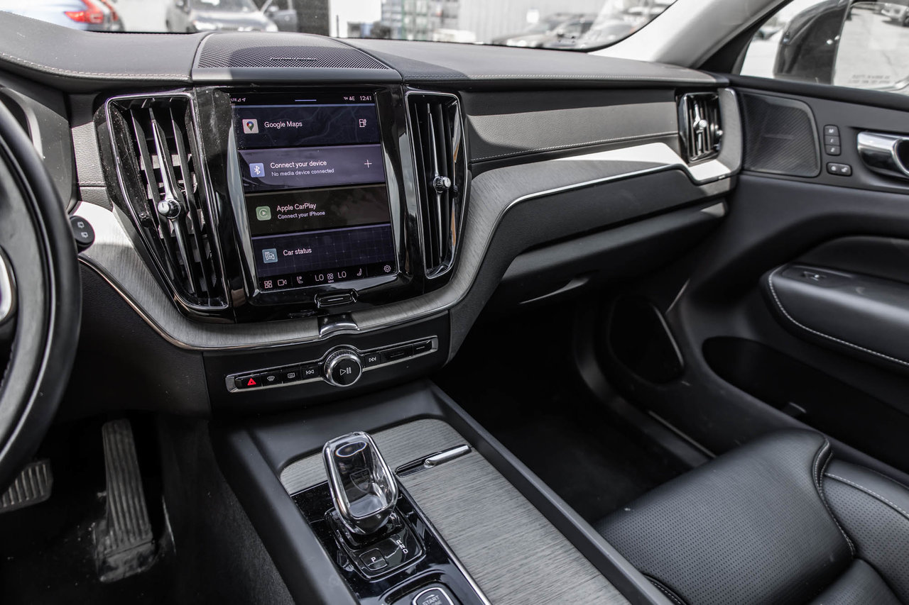 2020 Volkswagen Tiguan - Image 22