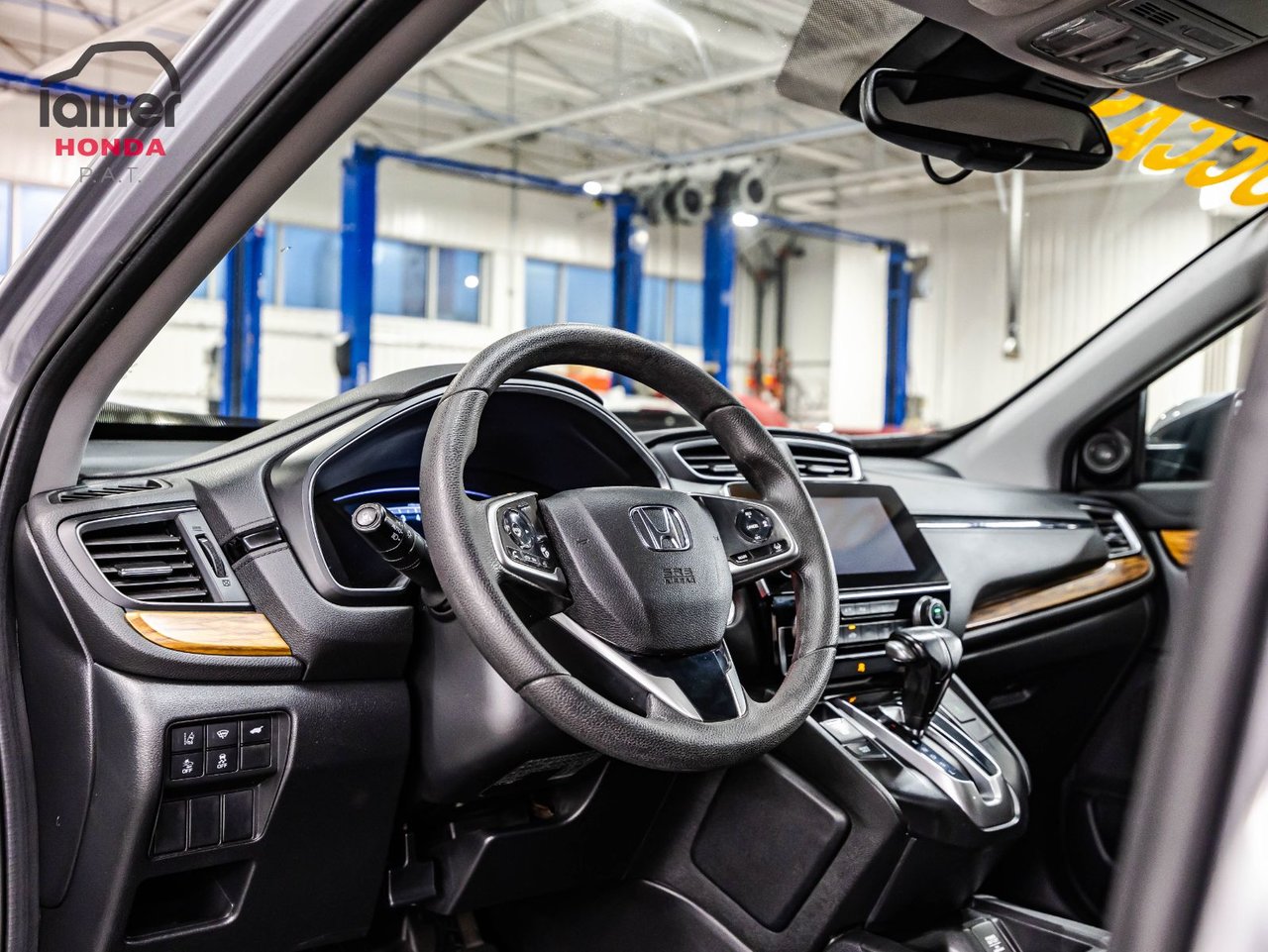 2023 Volkswagen Tiguan - Image 22