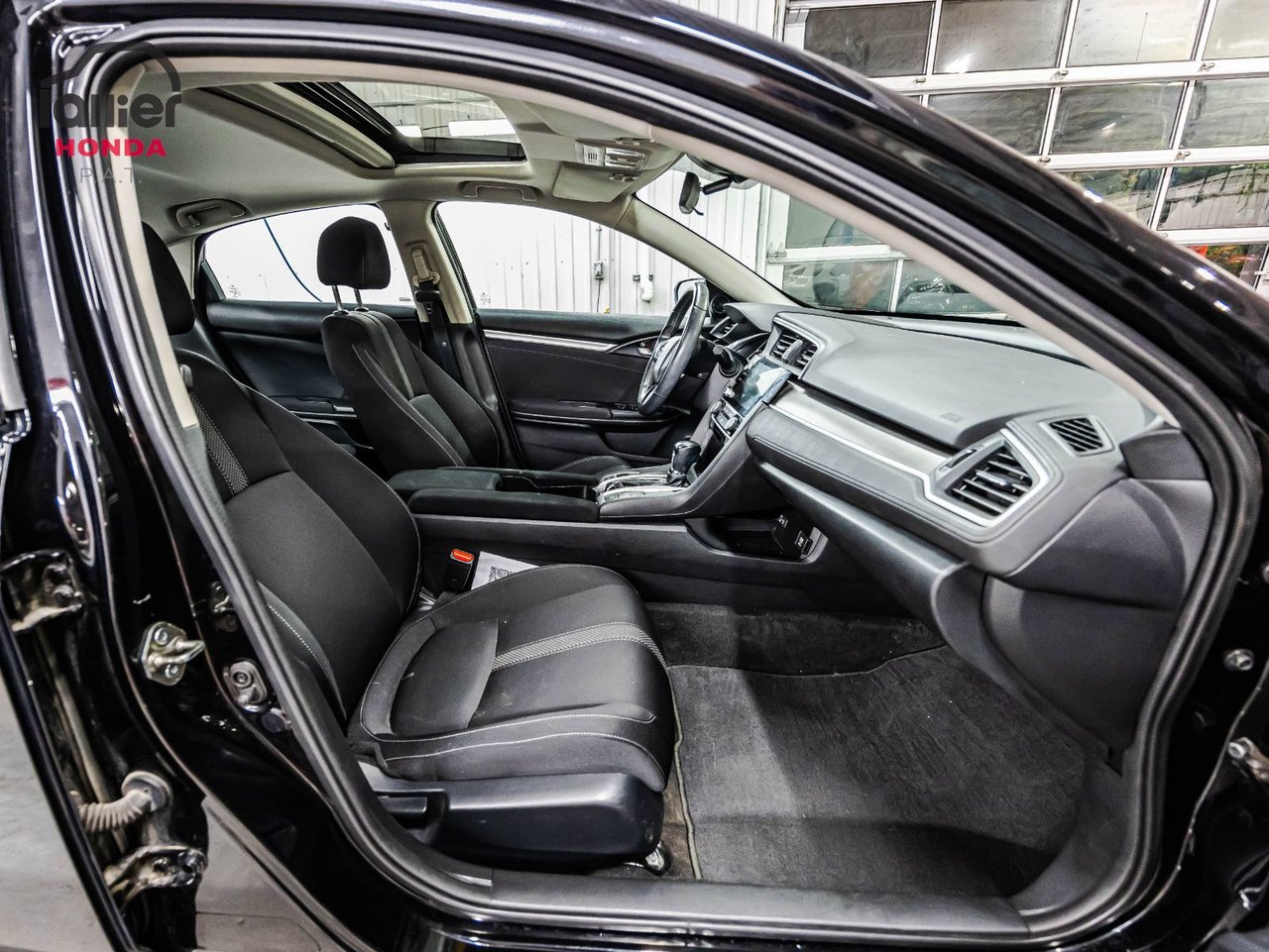 2024 Toyota Corolla - Image 18