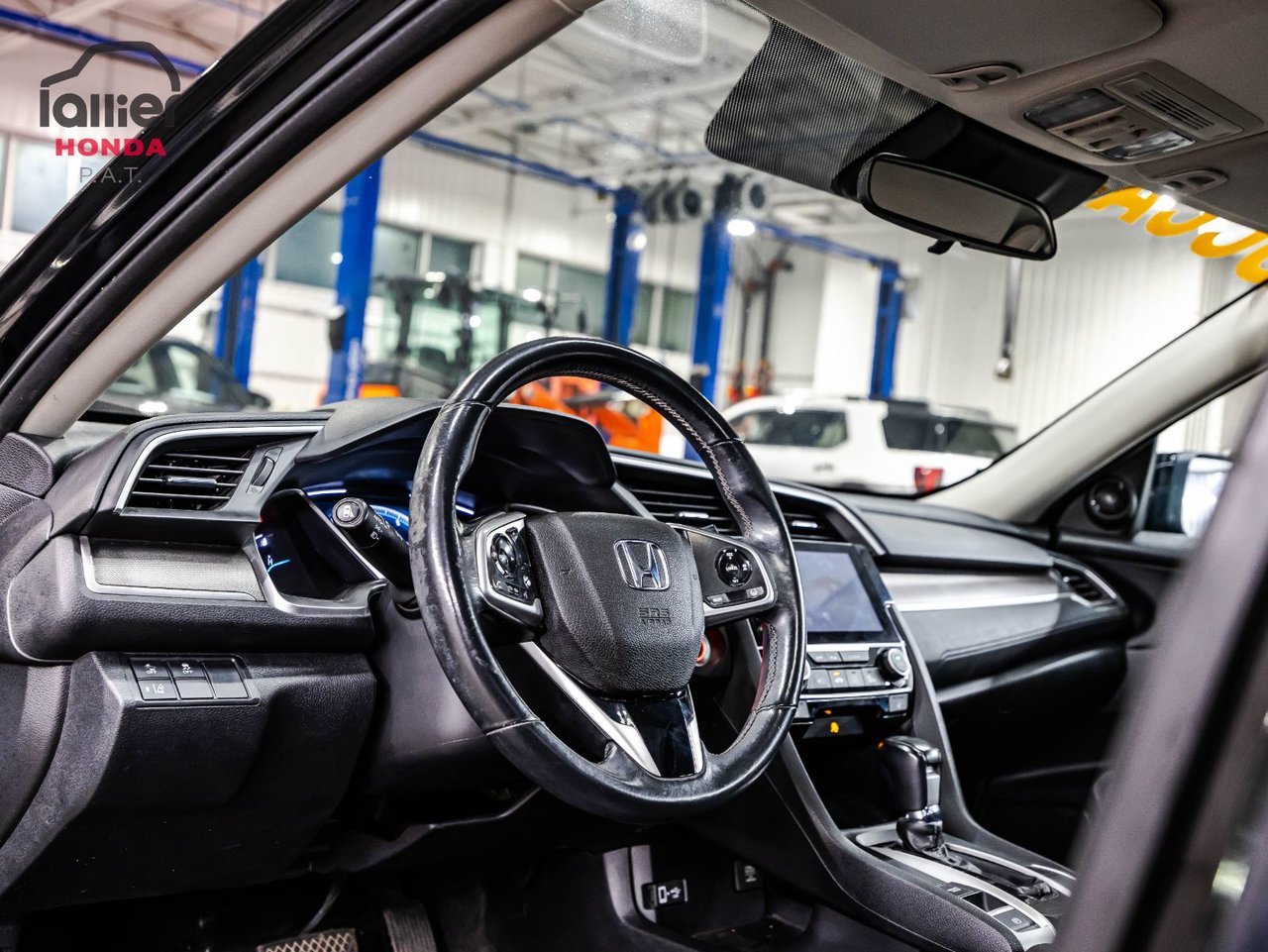 2024 Toyota Corolla - Image 21