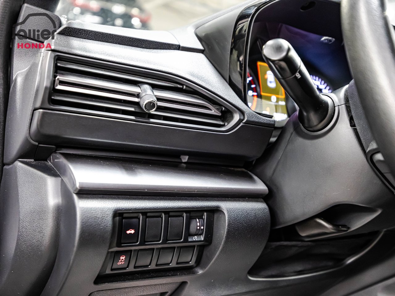 2024 Toyota Corolla - Image 20