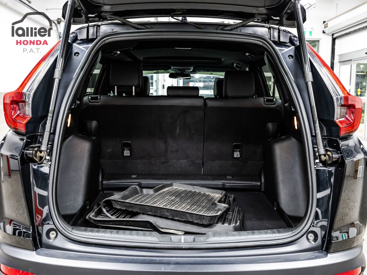 2025 Toyota Rav4 - Image 16