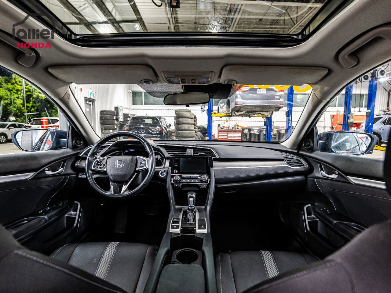 2022 Toyota Corolla - Image 15