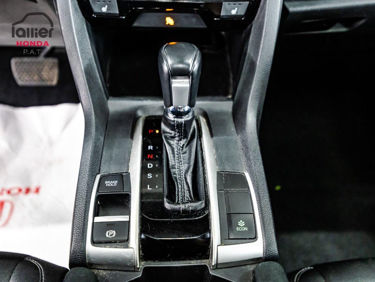 2022 Toyota Corolla - Image 26