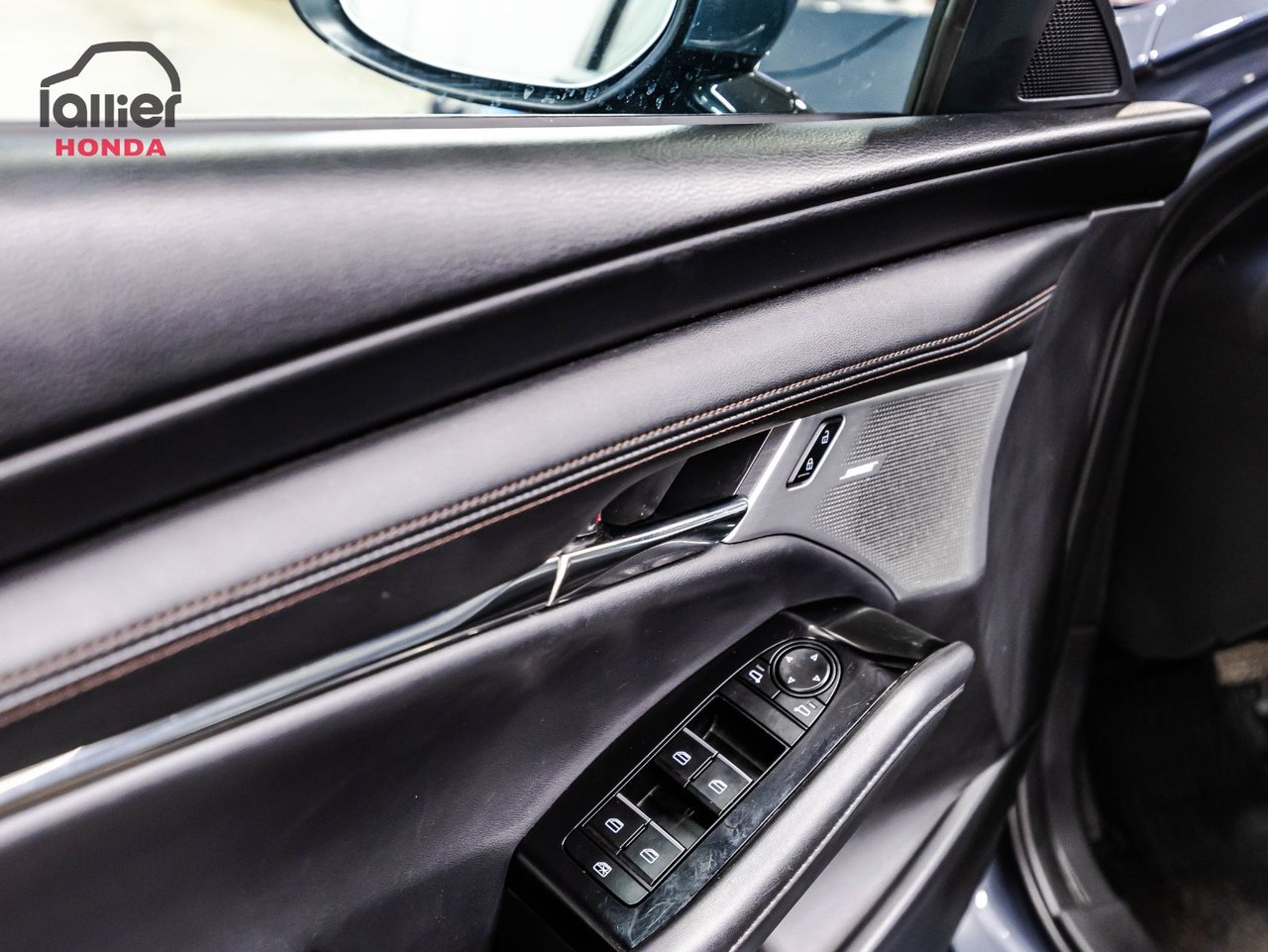 2021 Chrysler Pacifica - Image 11