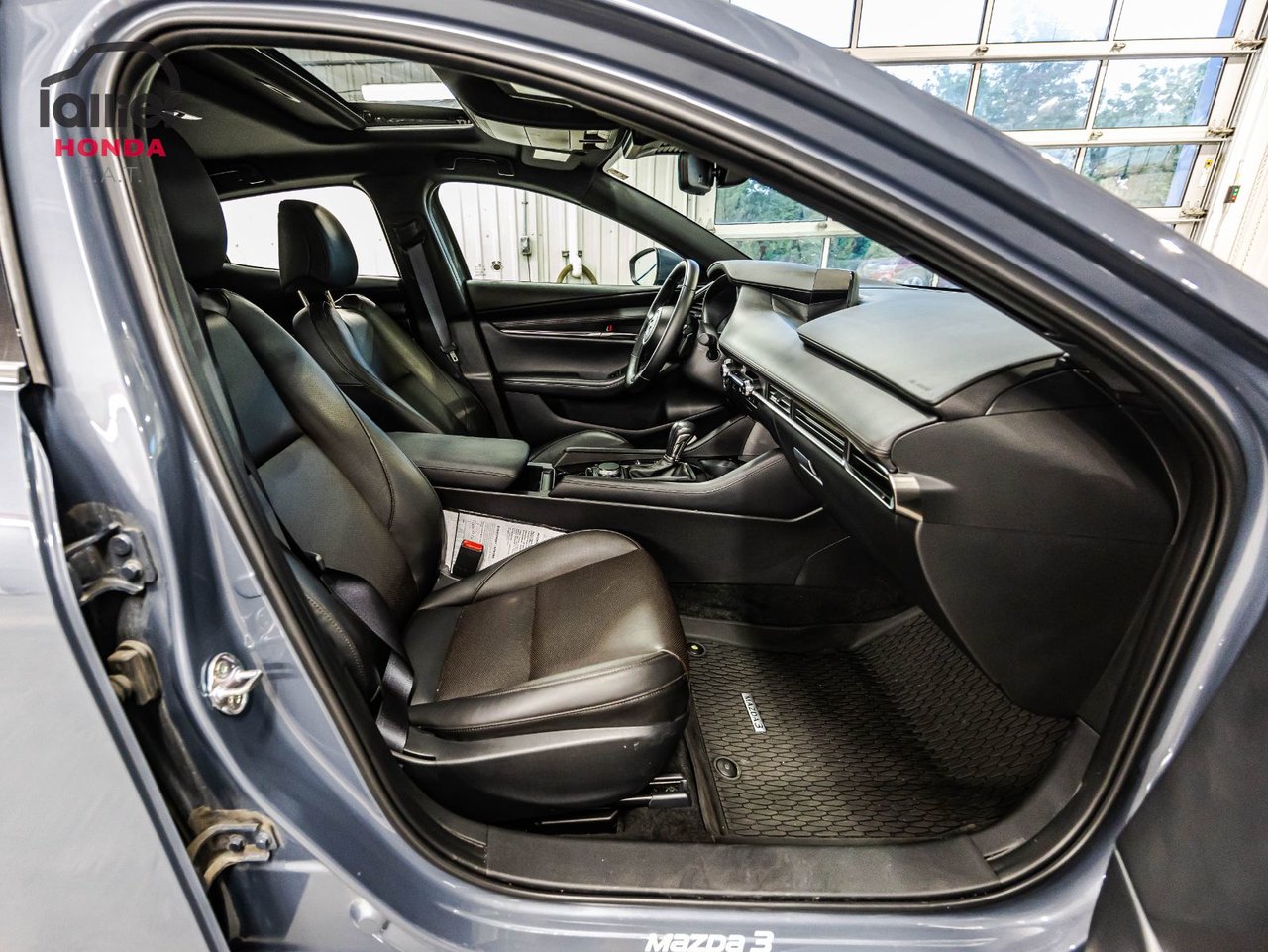 2021 Chrysler Pacifica - Image 18