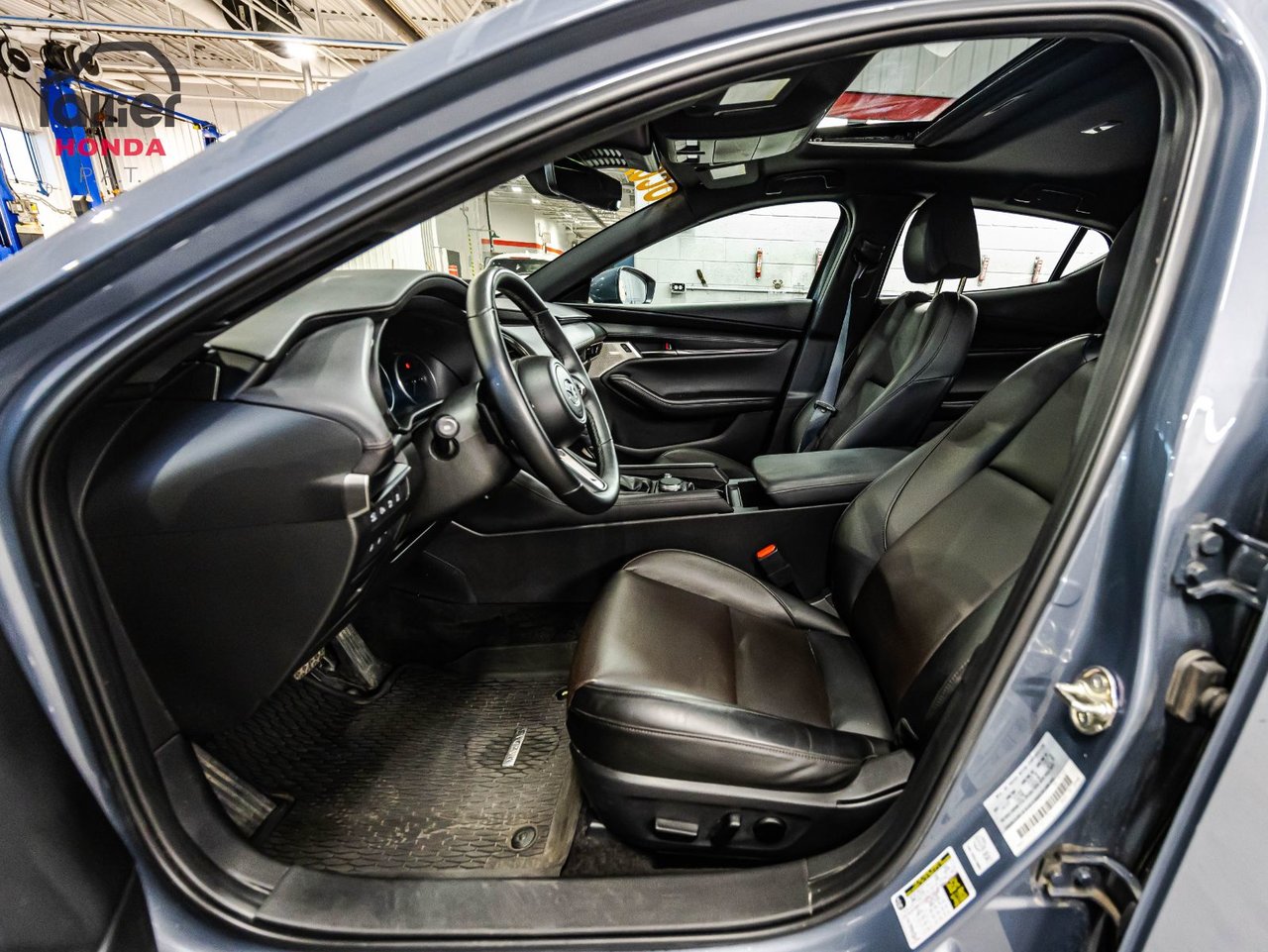 2021 Chrysler Pacifica - Image 20