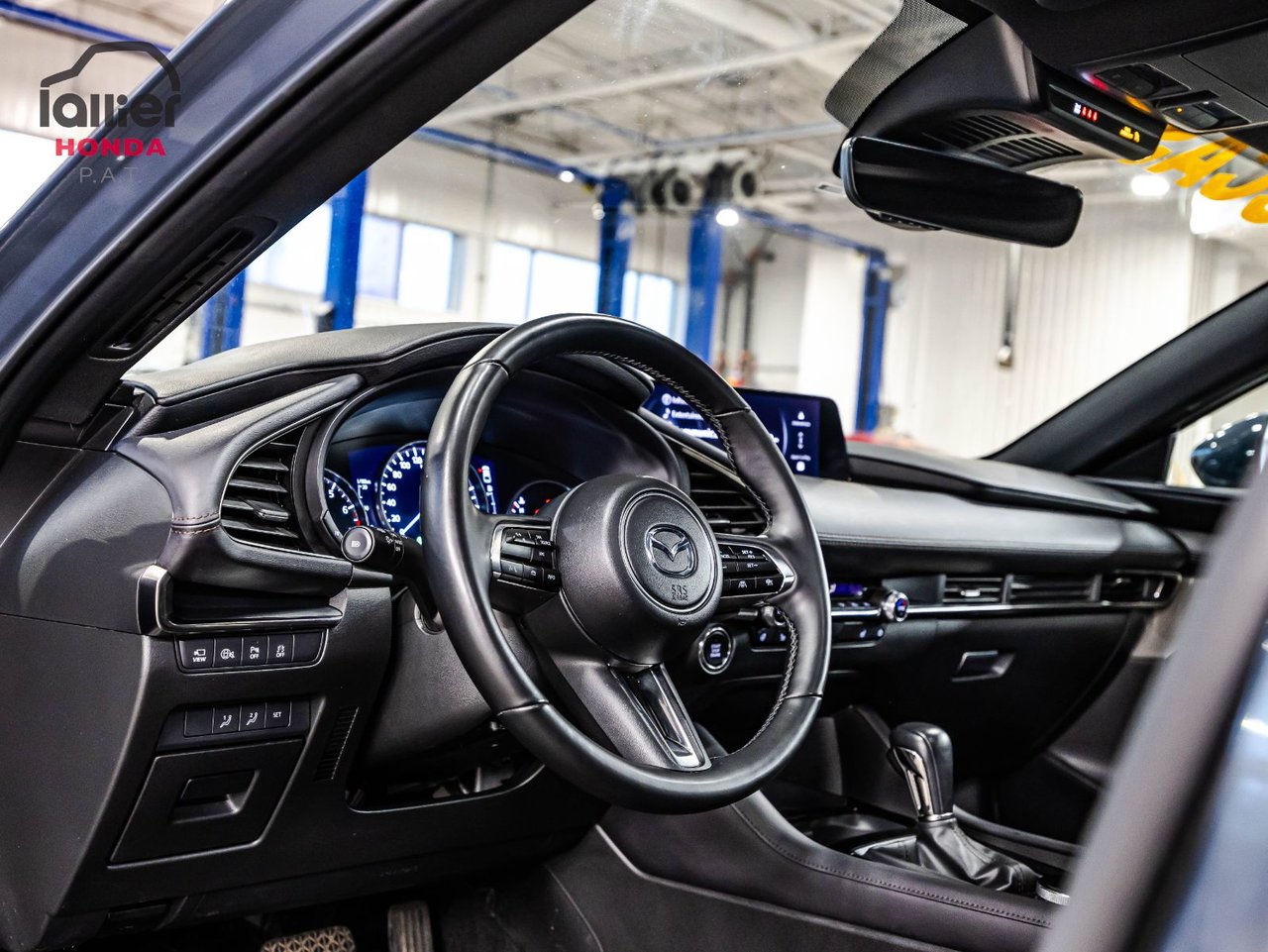 2021 Chrysler Pacifica - Image 21