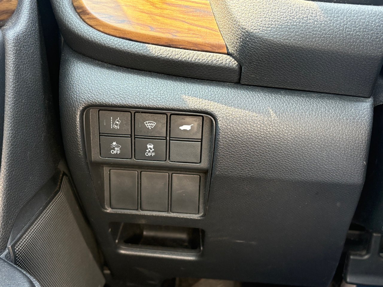 2024 Toyota Corolla - Image 11