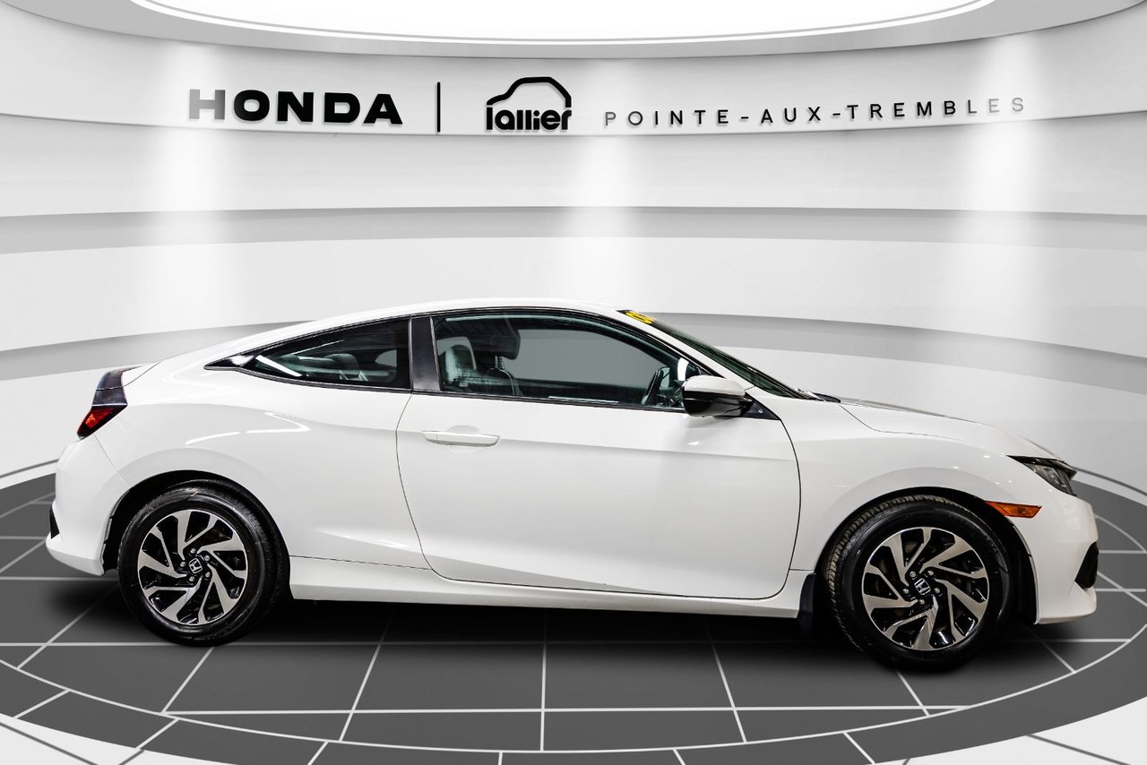 2022 Toyota Corolla - Image 8