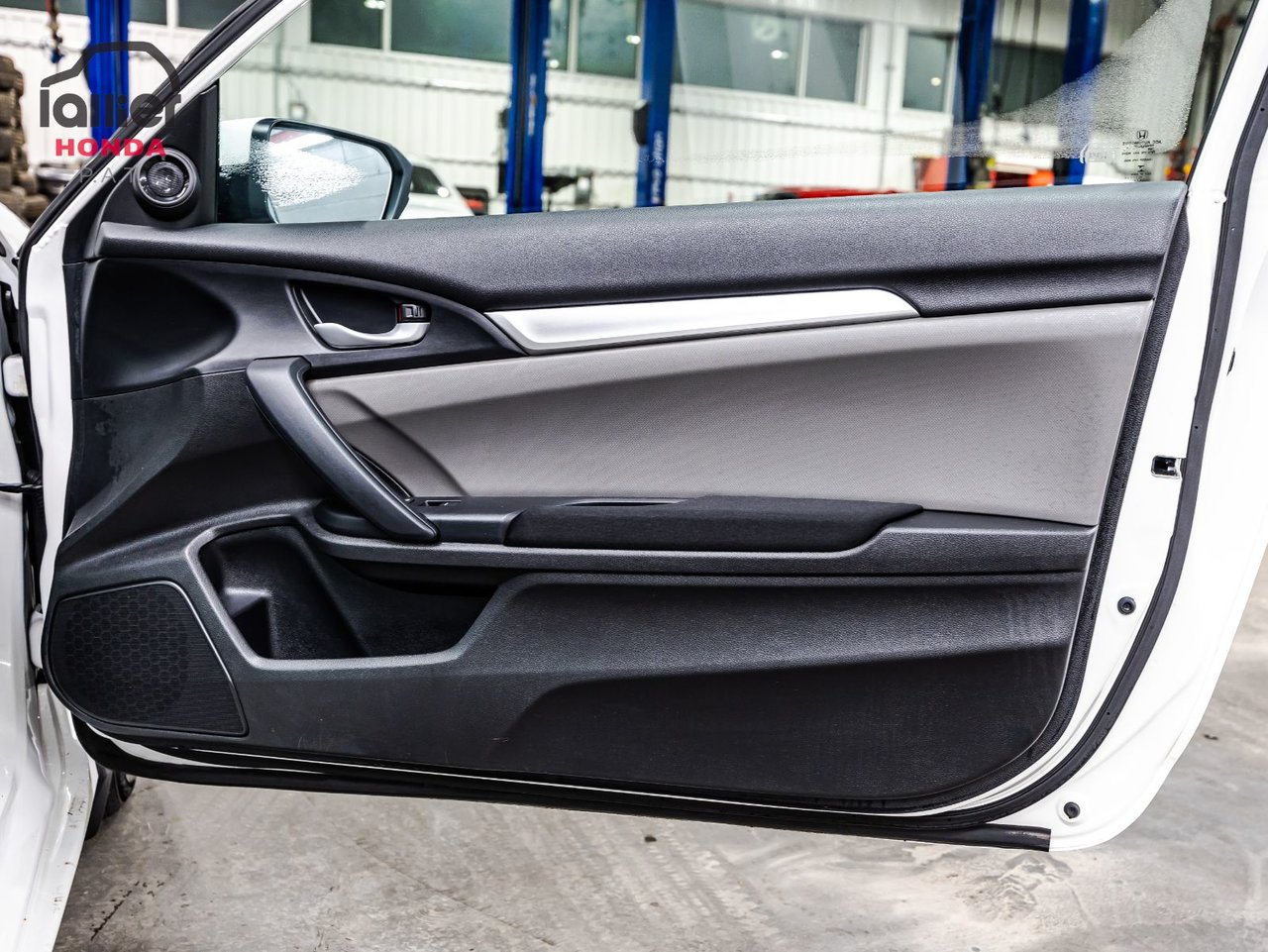 2022 Toyota Corolla - Image 13