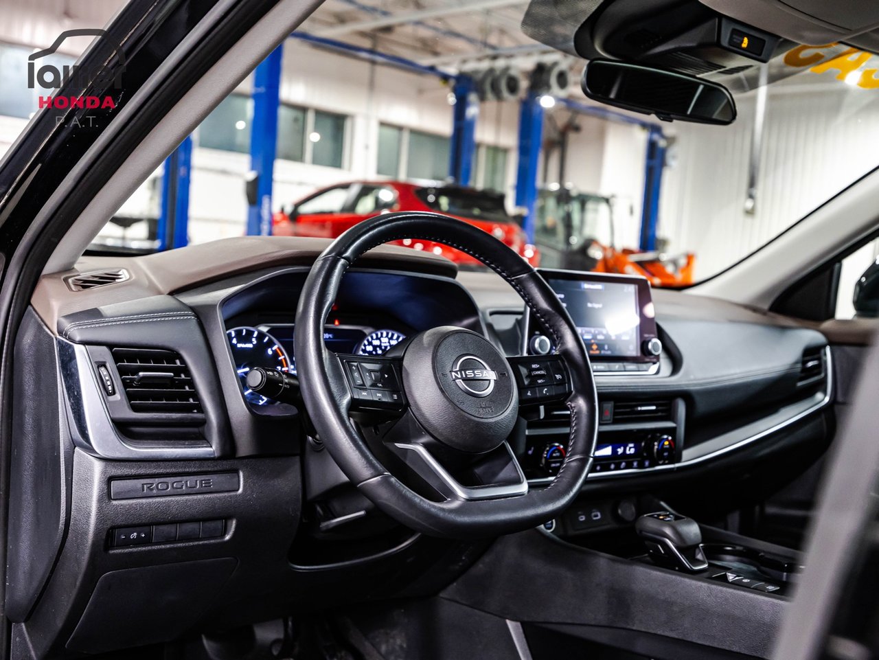 2018 Toyota Rav4 - Image 19