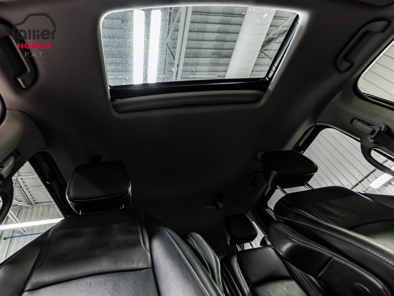 2020 Volkswagen Tiguan - Image 20