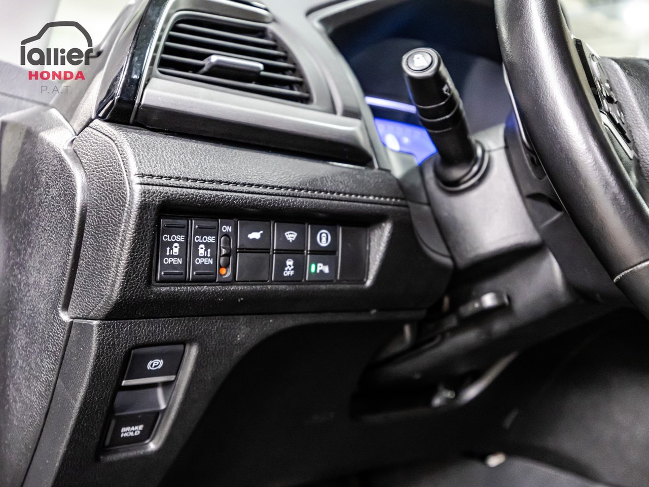 2020 Volkswagen Tiguan - Image 23