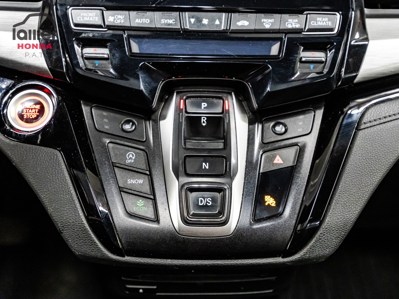 2020 Volkswagen Tiguan - Image 27