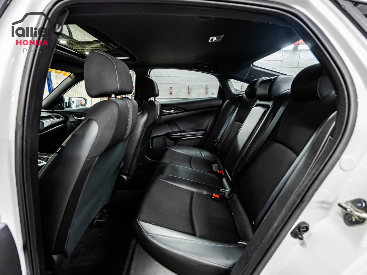 2020 Toyota Corolla - Image 14