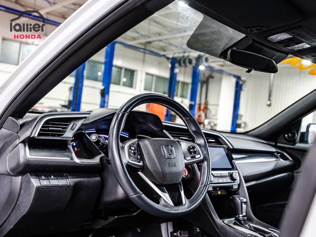 2020 Toyota Corolla - Image 21