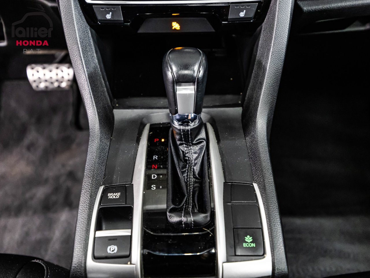 2020 Toyota Corolla - Image 26