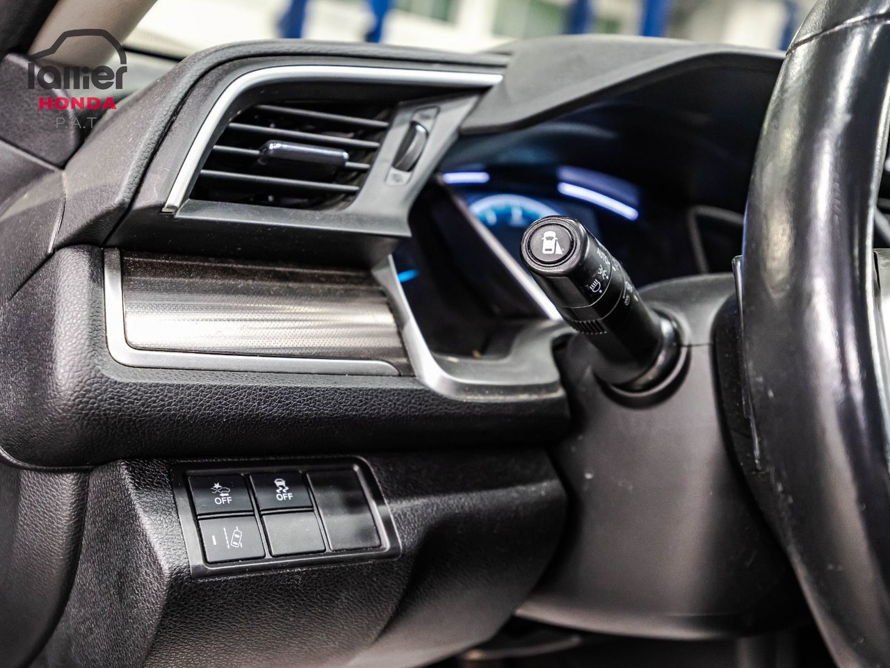 2021 Toyota Corolla - Image 22
