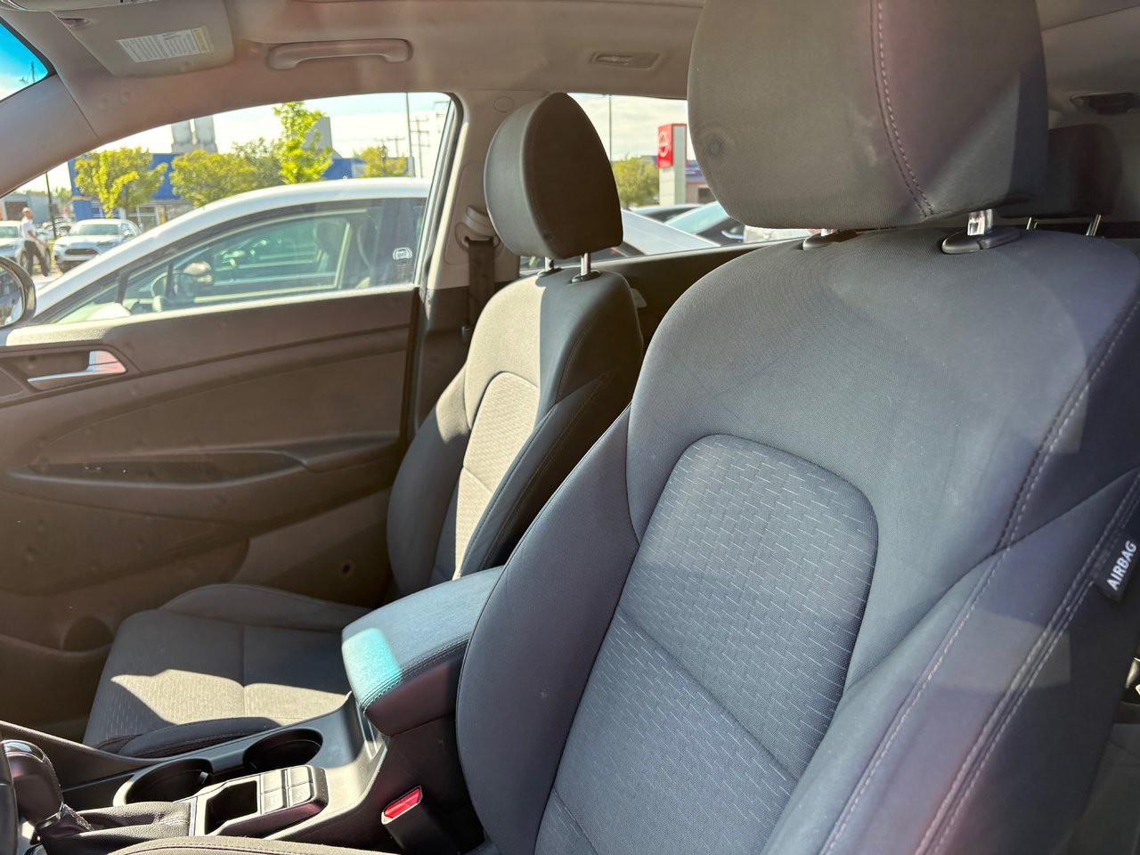 2018 Toyota Yaris Hatchback - Image 5