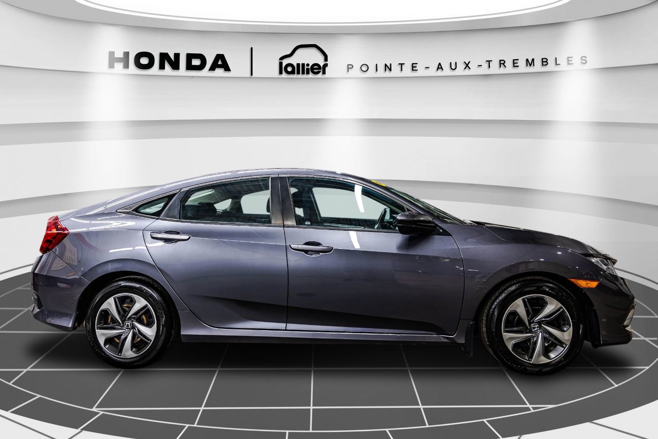 2018 Toyota C-HR - Image 8