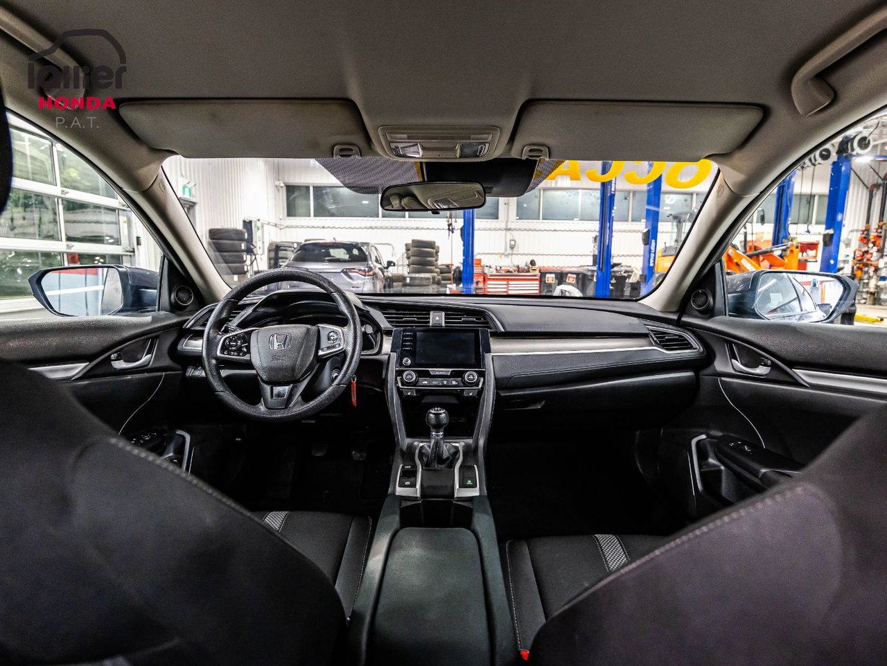 2018 Toyota C-HR - Image 14