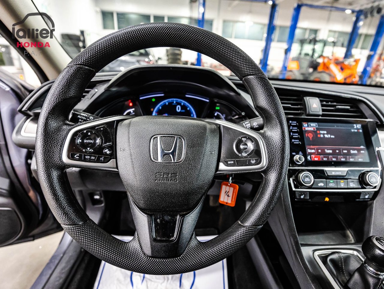 2018 Toyota C-HR - Image 21