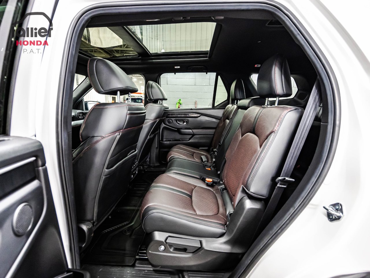 2023 Toyota Rav4 Prime - Image 13