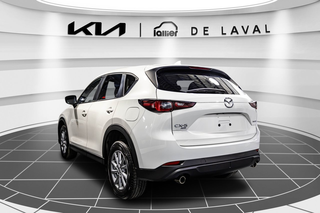 2023 Toyota Rav4 - Image 7