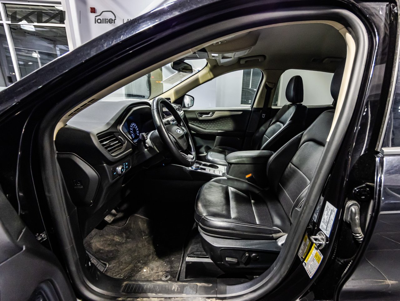 2016 Hyundai Elantra - Image 21