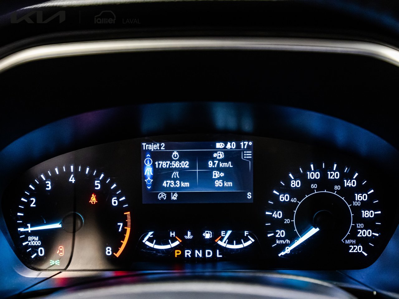 2016 Hyundai Elantra - Image 25