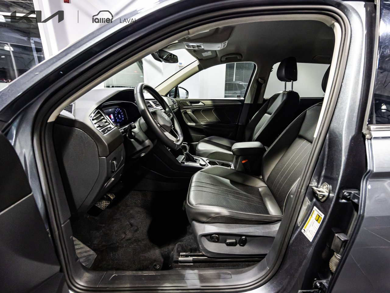 2017 Chevrolet Volt - Image 13