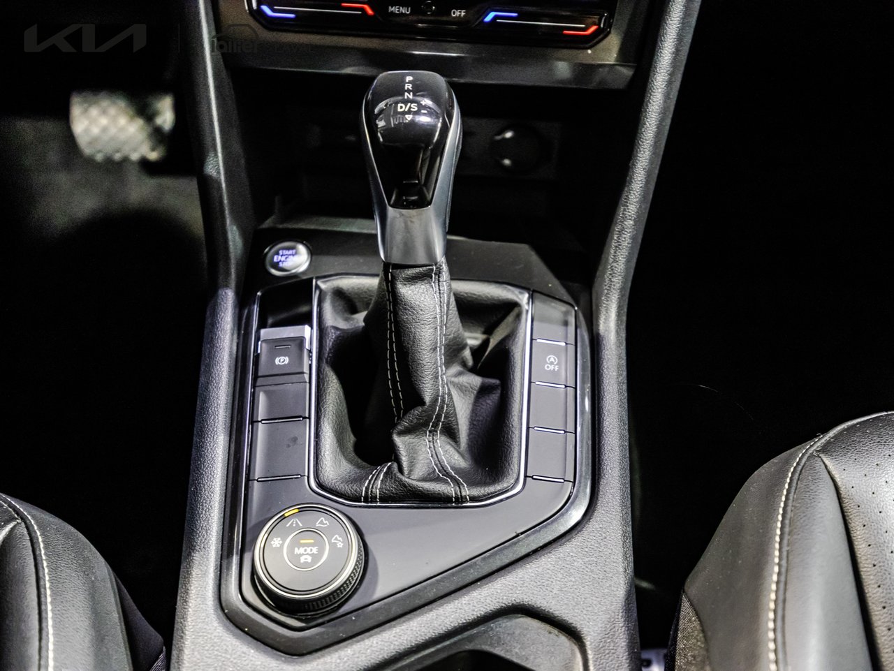 2017 Chevrolet Volt - Image 21