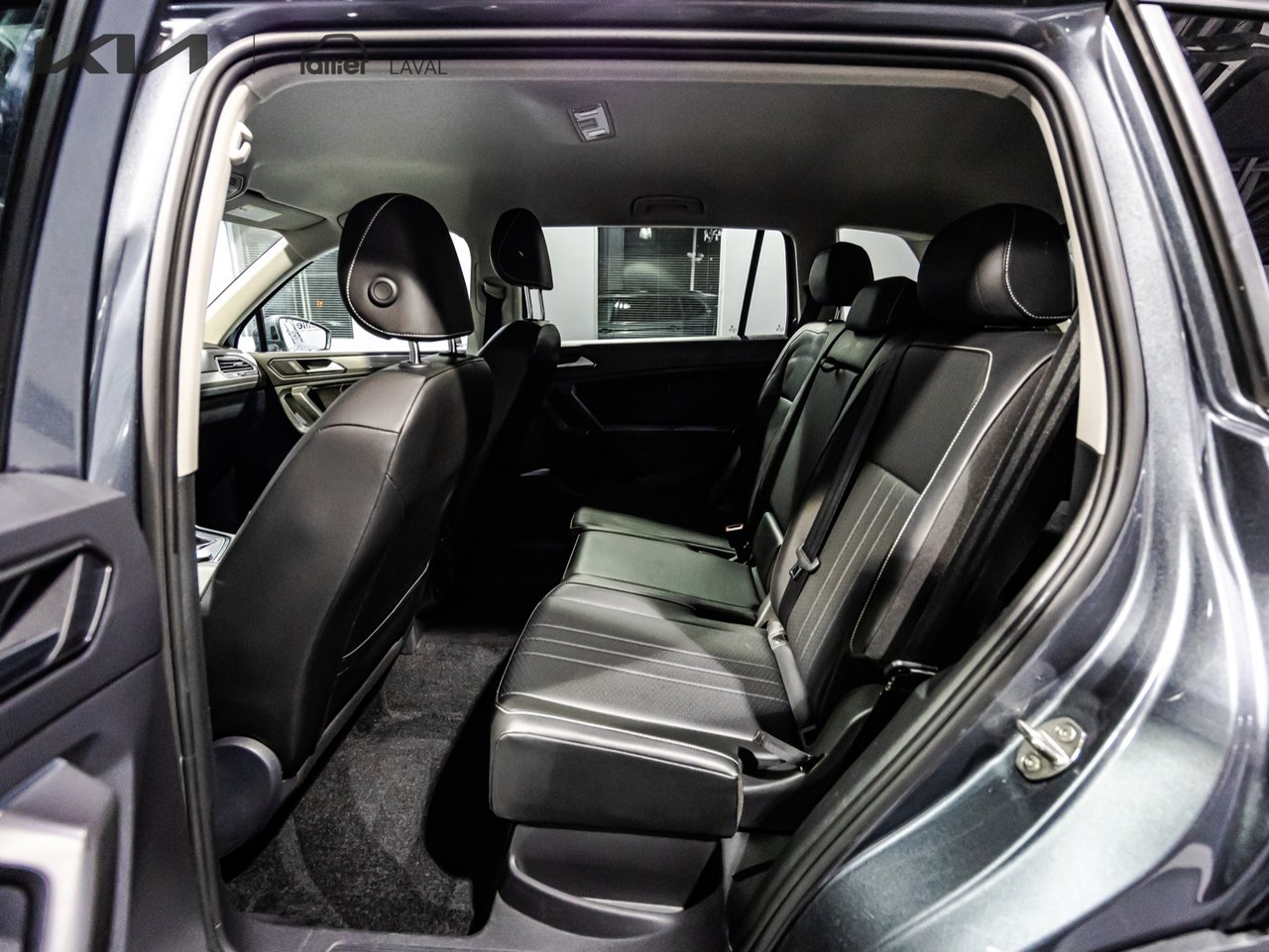 2017 Chevrolet Volt - Image 25