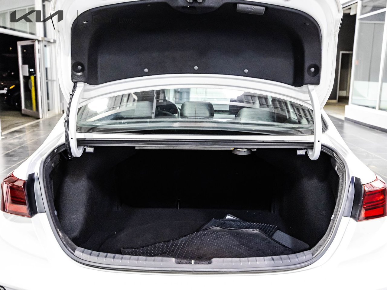 2019 Honda Civic - Image 29