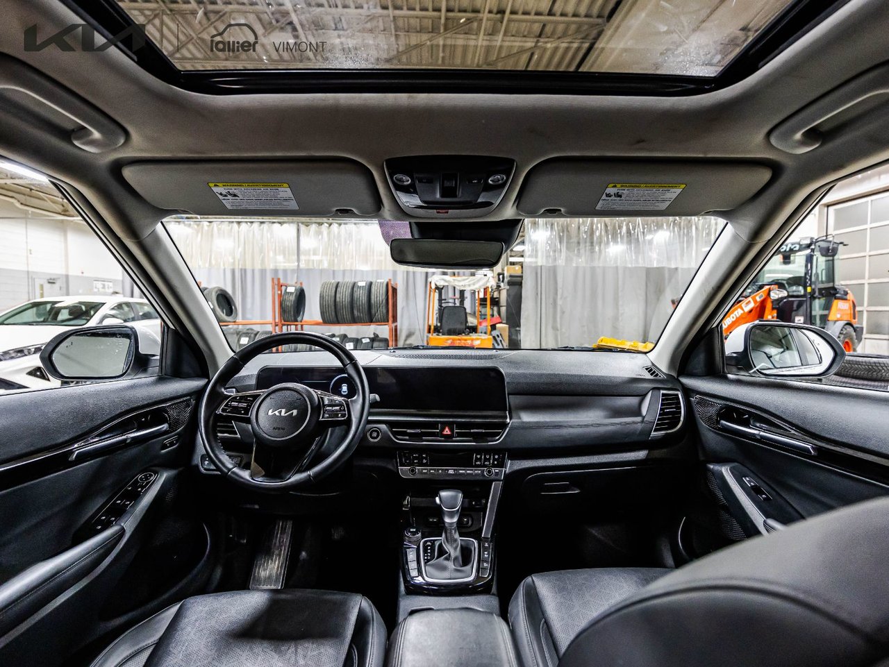 2022 Volvo XC60 - Image 10