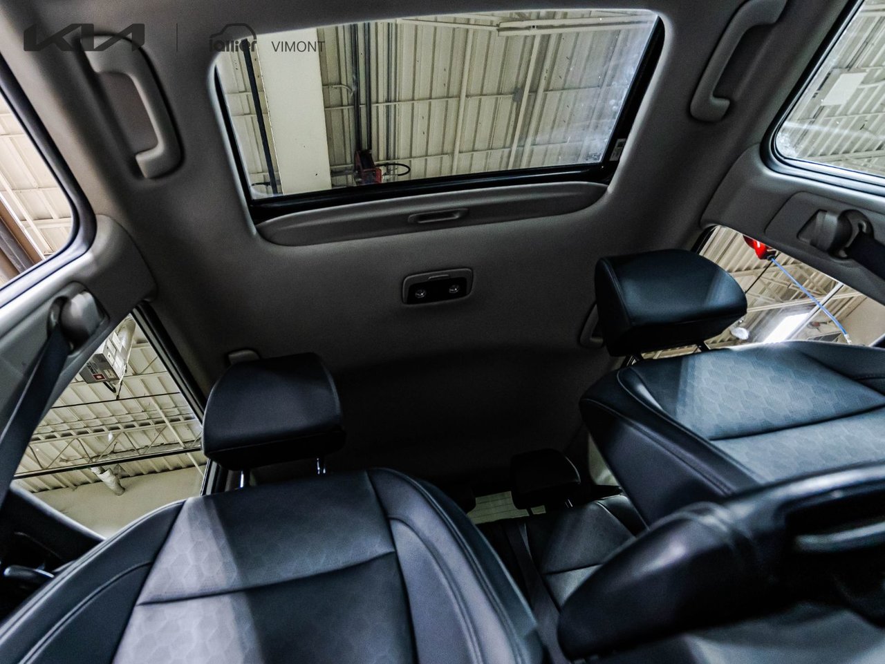 2026 Ford Transit - Image 11