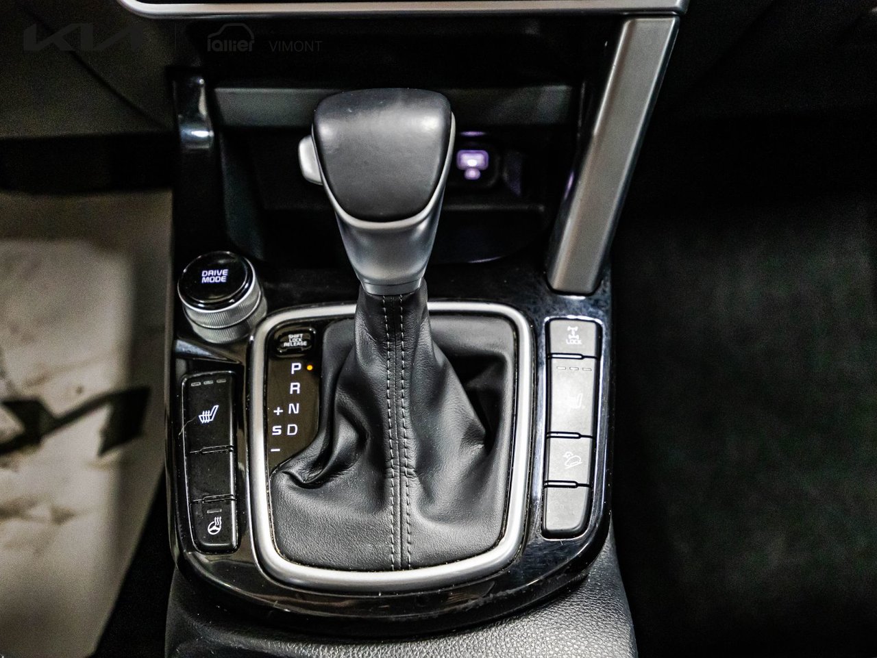 2026 Ford Transit - Image 23