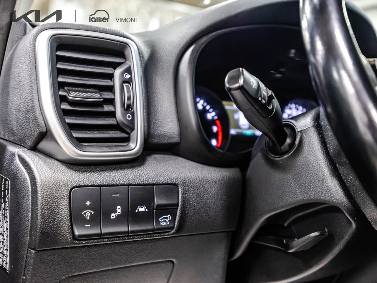 2021 Ford  - Image 24