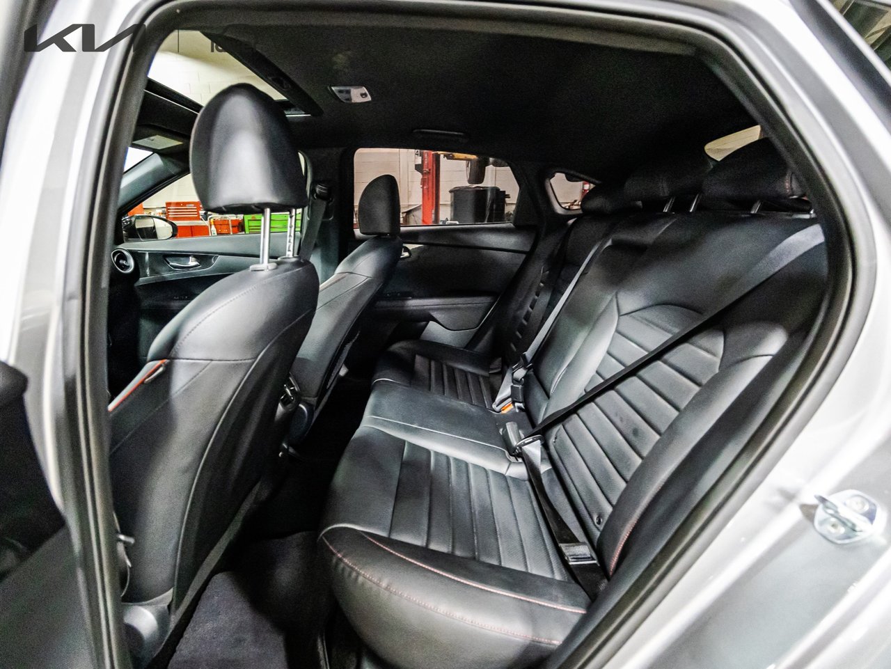 2026 Ford Explorer - Image 8