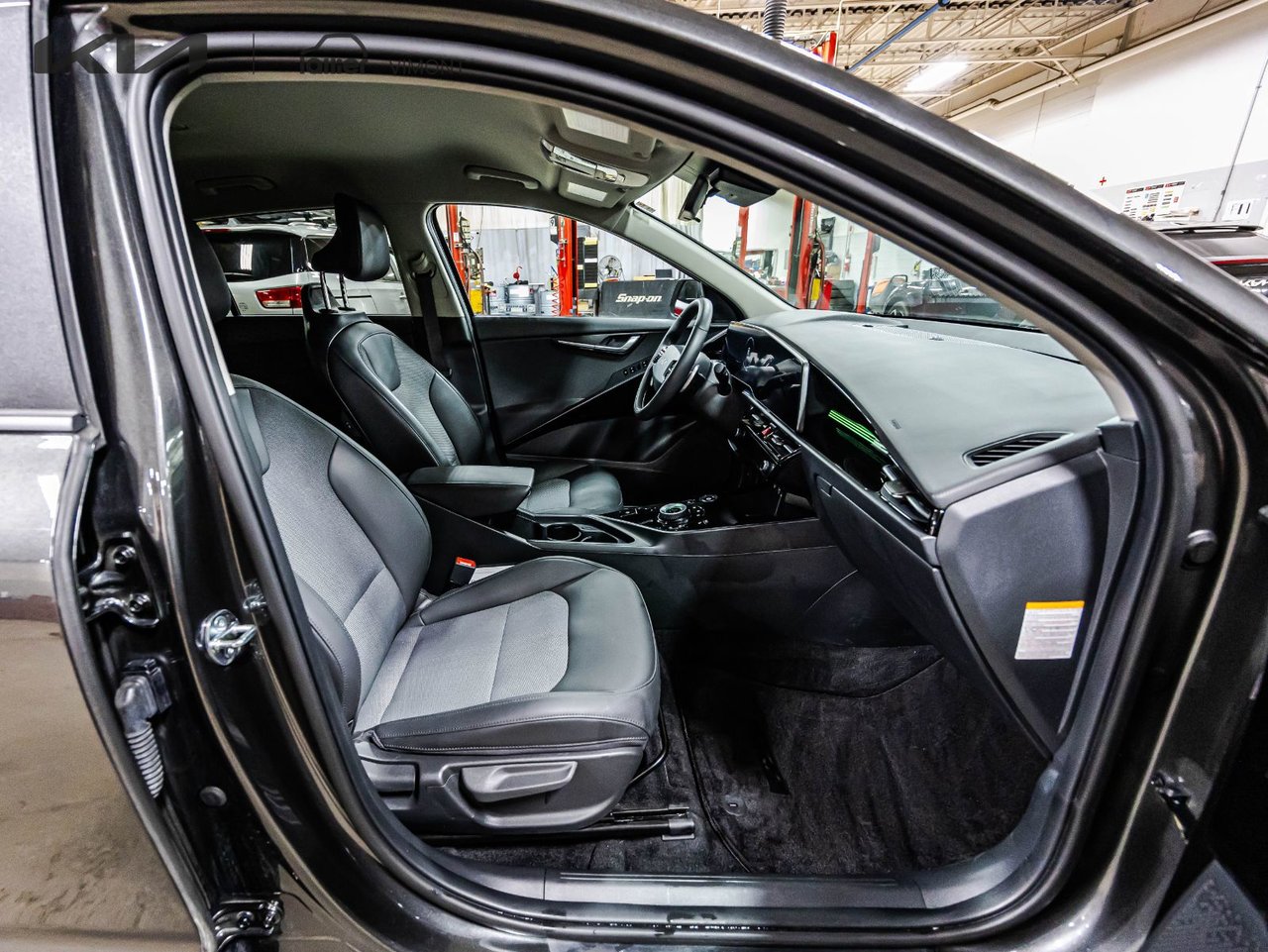 2026 Kia Niro EV - Image 9